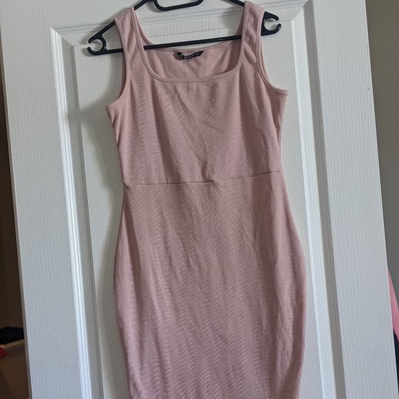 Dress - Picture 1 of 2
